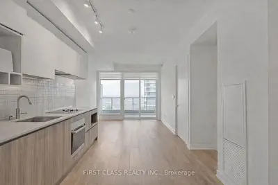 898 Portage Parkway 5507, Vaughan, ON L4K 0J6