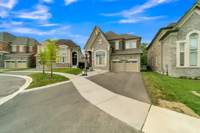 6 Menotti Drive Bsmnt, Richmond Hill, On L4e 0g9