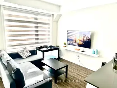250 Dalhousie Street, Vaughan, On L4l 0l8
