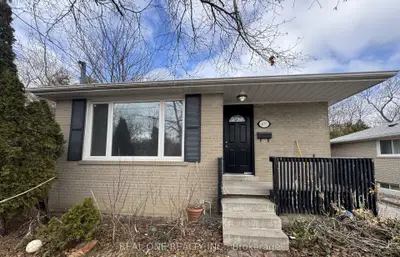 437 Taylor Mills Drive N, Richmond Hill, On L4c 2v1