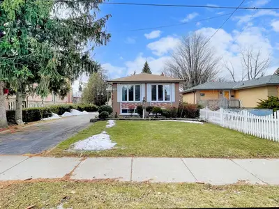 186 Norfolk Avenue, Richmond Hill, ON L4C 2C8