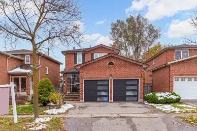 11 Belvedere Crescent Bsmt, Richmond Hill, ON L4C 8W3