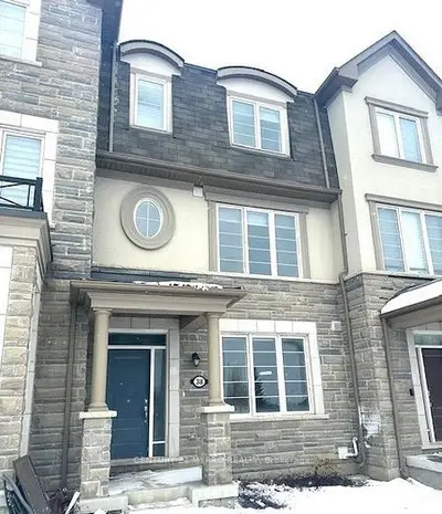 38 William F. Bell Parkway, Richmond Hill, ON L4S 0K1