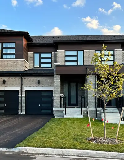 65 Fallharvest Way, Whitchurch-Stouffville, ON L4A 4W4