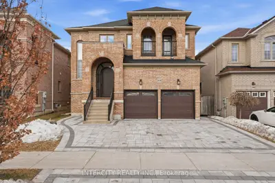 568 Grand Trunk Avenue, Vaughan, On L6a 0r4