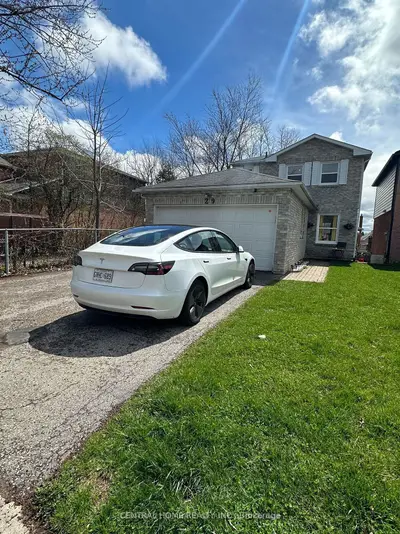 29 Bingham Street, Richmond Hill, On L4c 8y7