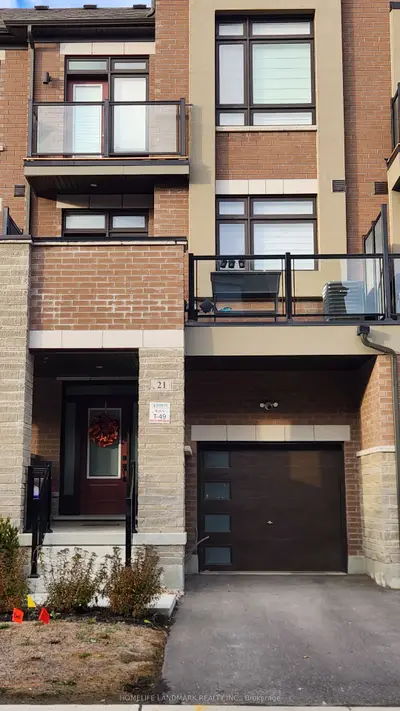 21 Riley Reed Lane, Richmond Hill, On L4s 0m3