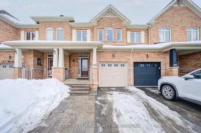 135 Windrow Street, Richmond Hill, On L4e 4y4