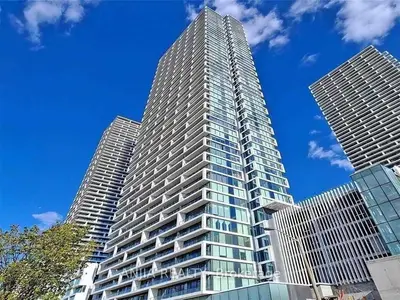 950 Portage Parkway 5706, Vaughan, On L4k 0j7