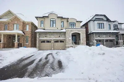 357 Danny Wheeler Boulevard, Georgina, On L4p 0k2
