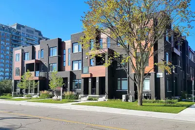 370c Red Maple Road 82, Richmond Hill, On L4c 6p5