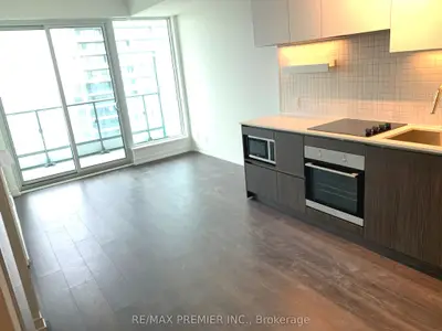 898 Portage Parkway 4205, Vaughan, On L4k 0j6