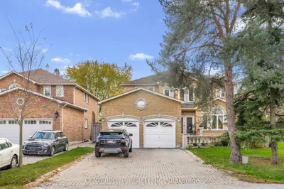 277 Oxford Street, Richmond Hill, On L4c 7v8