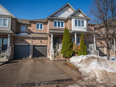 88 Burgess Crescent, Newmarket, ON L3X 2T8