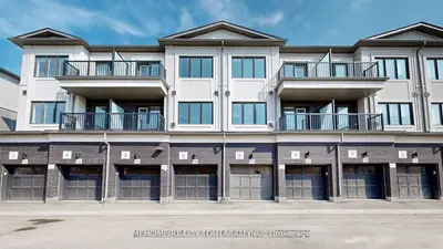 208 MATAWIN Lane, Richmond Hill, ON L4B 1P4