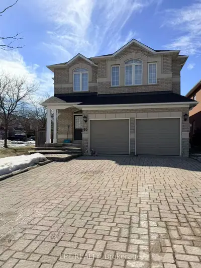 50 Royal Gala Crescent, Richmond Hill, On L4s 1y5