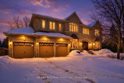 177 Duncan Road, Richmond Hill, ON L4C 6J5