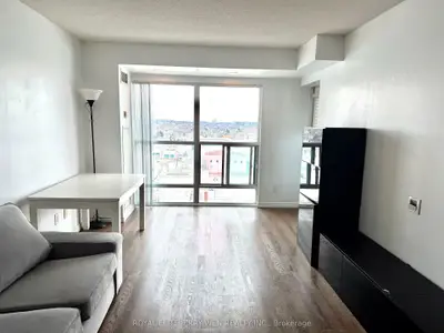 185 Oneida Crescent 1003, Richmond Hill, On L4b 0b1