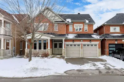 8 Grovewood Street, Richmond Hill, ON L4E 4X1