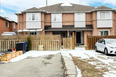 590 Pinder Avenue, Newmarket, ON L3X 2A3