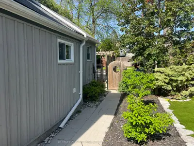 119 Temperance Street, Aurora, On L4g 2r2