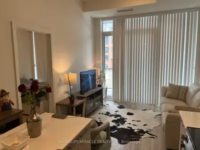 185 Deerfield Road 103, Newmarket, On L3y 0g7