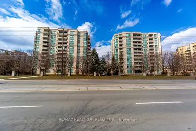 5 Emerald Lane 306, Vaughan, On L4j 8p7