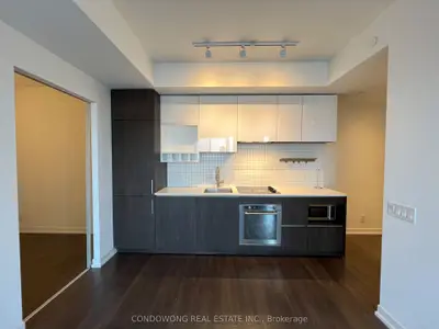 898 Portage Parkway 507, Vaughan, On L4k 0j6