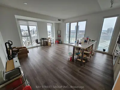 292 Verdale Crossing 1304, Markham, On L6g 0h6