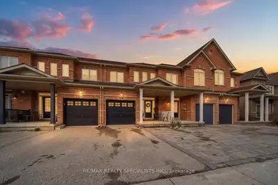 20 Luisa Street, Bradford West Gwillimbury, On L3z 0p2
