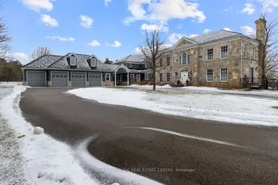 14571 Warden Avenue, Whitchurch-Stouffville, ON L4A 3V7