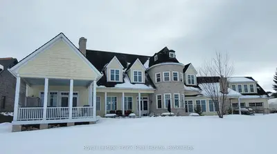 136 Lake Drive E, Georgina, On L4p 3e9