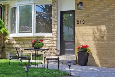 219 Beechy Drive, Richmond Hill, On L4c 2x6