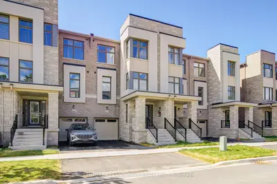 65 Puisaya Drive, Richmond Hill, On L4e 1l2