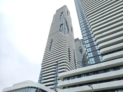 195 Commerce Street 4501, Vaughan, On L4k 0p9