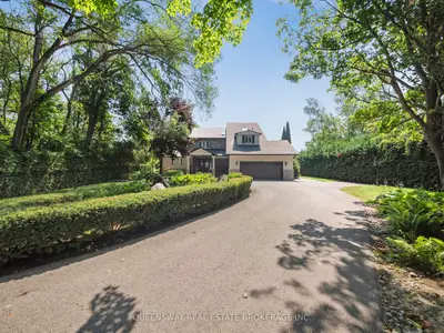 109 Woodriver Bend, Georgina, On L0e 1r0