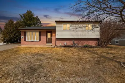 42 Princess Drive, Adjala-Tosorontio, ON L0M 1M0