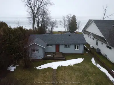 579 Duclos Point Road, Georgina, On L0e 1n0