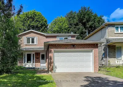 30 Misty Moor Drive, Richmond Hill, On L4c 6r1