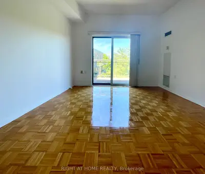 2506 Rutherford Road 501, Vaughan, On L4k 5n4