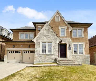 35 Annsleywood Court, Vaughan, ON L4H 3N5