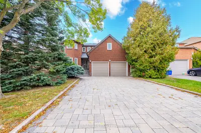 25 Westminster Drive, Richmond Hill, On L4b 1p4