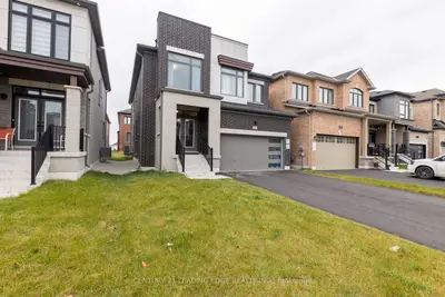 163 Fallharvest Way, Whitchurch-stouffville, On L4a 0r8