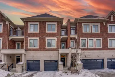 15 Dunton Lane, Richmond Hill, ON L4B 0G4