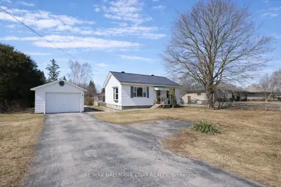 26 King Street S, Innisfil, ON L0L 1L0