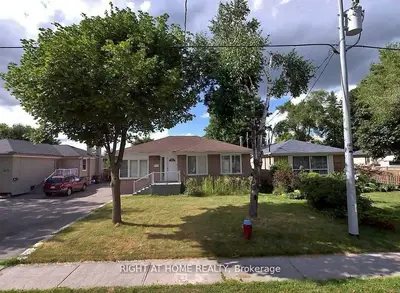 513 Lynett Crescent, Richmond Hill, On L4c 2v8
