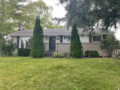 326 Rupert Avenue, Whitchurch-stouffville, On L4a 1c9