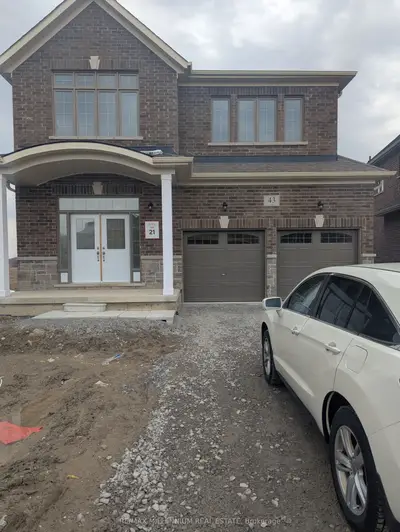 43 Brethet Heights, New Tecumseth, On L0g 1a0