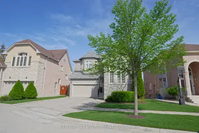 40 Wellspring Avenue Bsmt Suite, Richmond Hill, On L4e 4z6