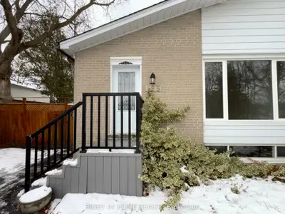195 Taylor Mills Drive N Upper, Richmond Hill, On L4c 2t5